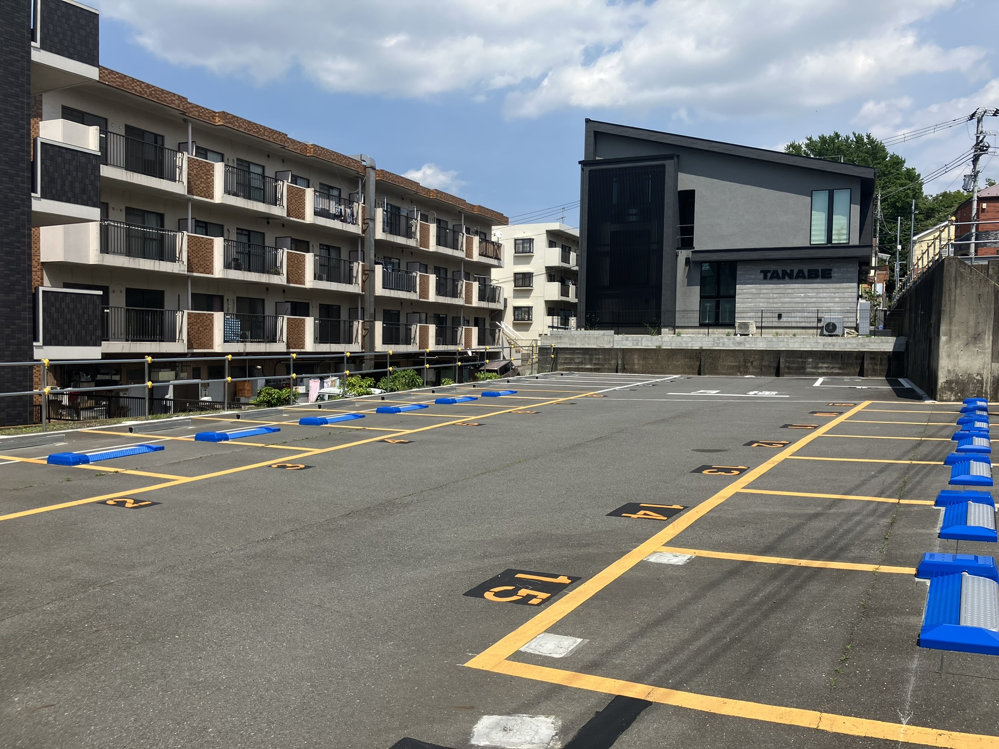小田急パーキング善行駅東口第1_小田急パーキング（駐車場）